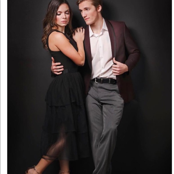 Dresses & Skirts - Black Layered Tulle Cocktail Dress